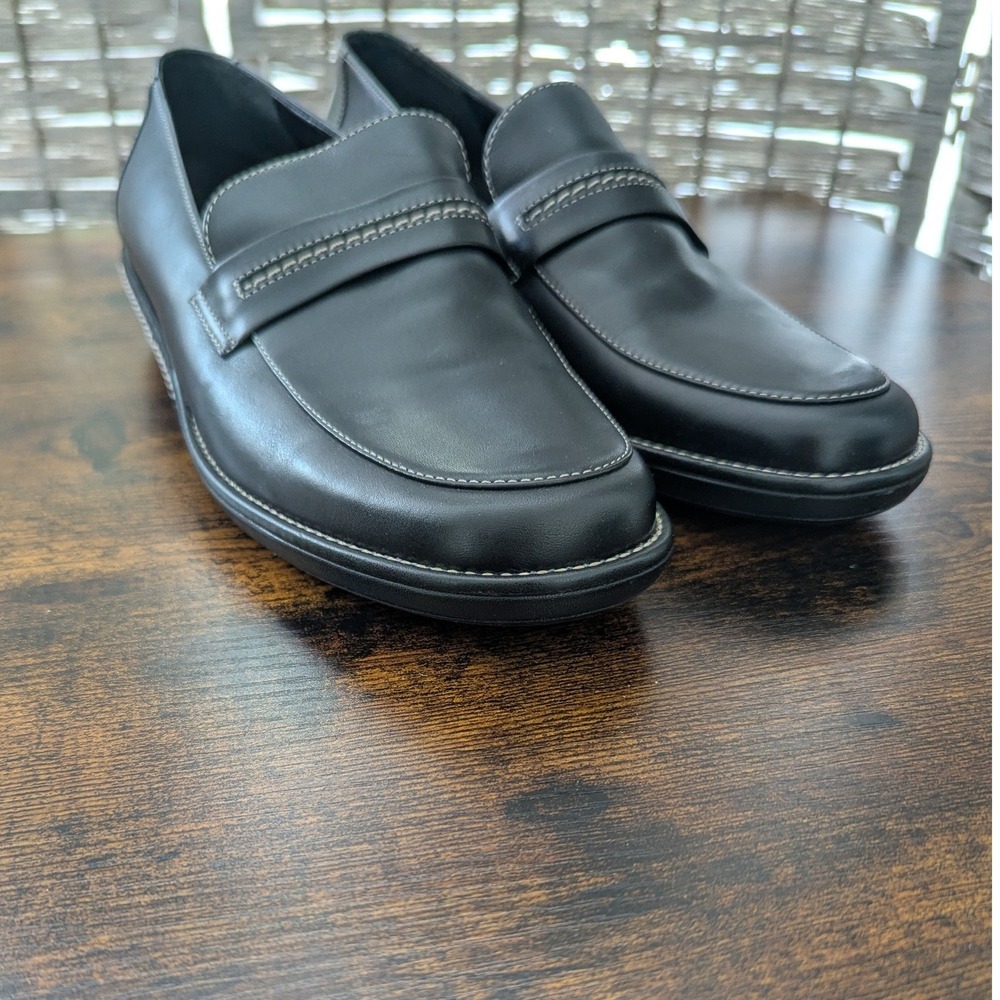 Talbots Oregon Loafers Black Leather Contrast Stitch Low Wedge 10M Quiet Luxury